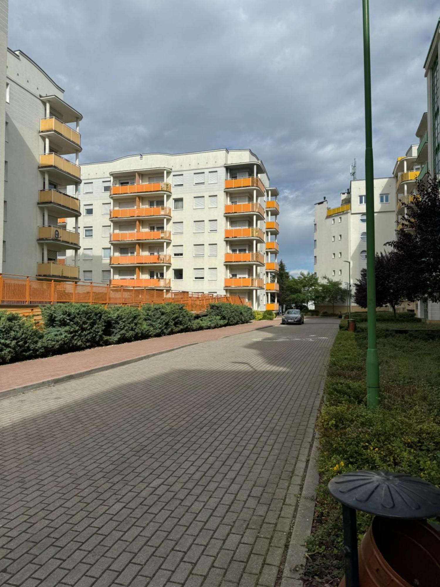 Apartament Szesc Planet ビィドゴシュチュ エクステリア 写真